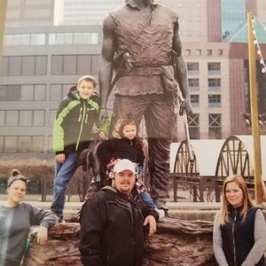 Meet your Posher, Mason n sarah